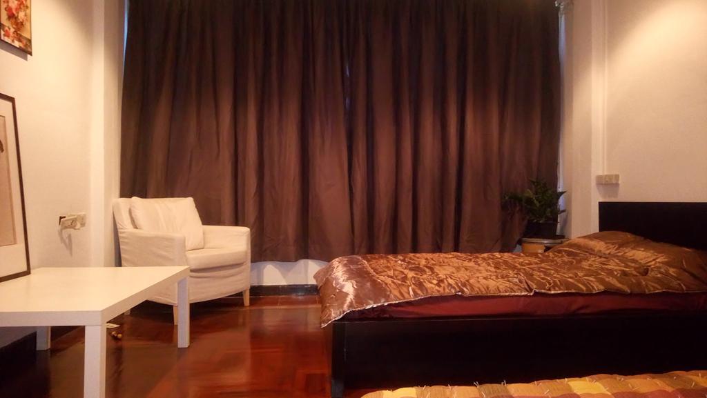 E&G Guest House Бангкок Екстер'єр фото